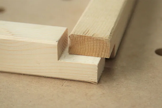 Notching wood