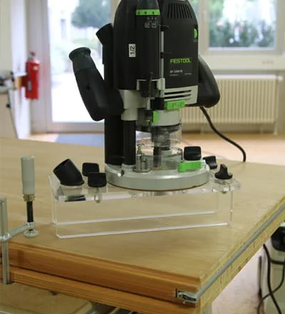 Routing in reverse direction