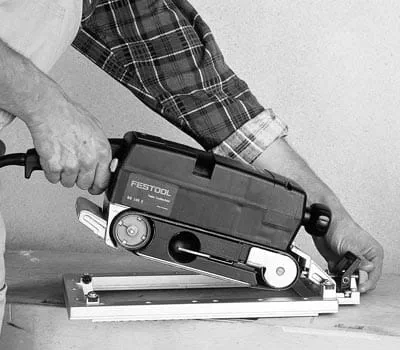 Preparations must be made in order to sand wood surfaces with the tool