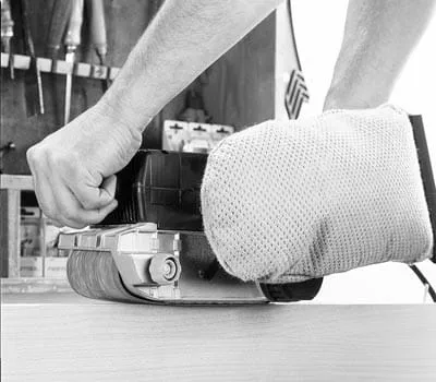 Always use a mobile dust extractor when working