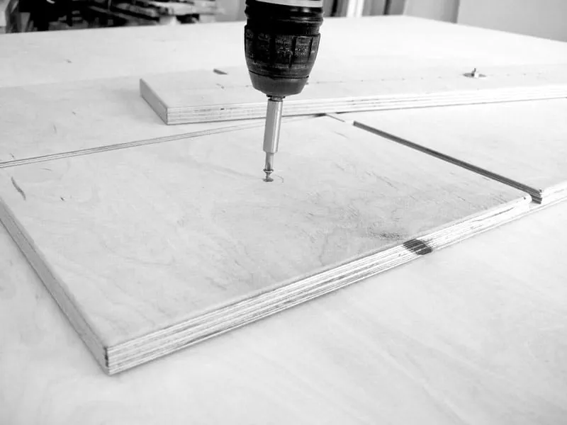 Securing the trammel