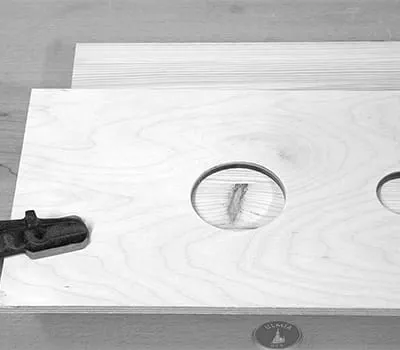 Repairing knots using central holes