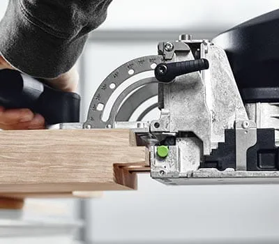 Mark out the required position of the dowel and work using the viewing window