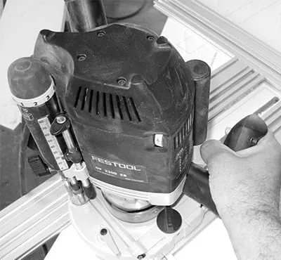 Setting the routing depth