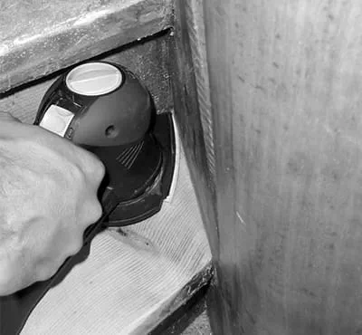 Sanding corners