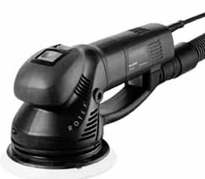 Preliminary sanding of the anti-fouling coating 