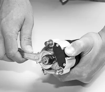 Inserting the cutter