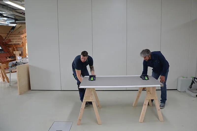 Transporting large-format tiles