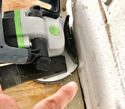 Milling close to the edge