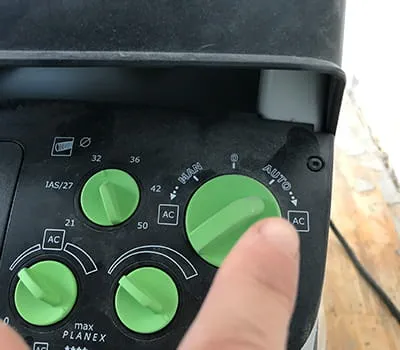 Switching the ON button to AUTO