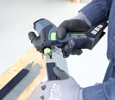 Changing the cutting set