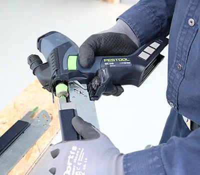 Changing the cutting set