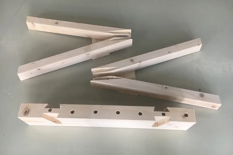 Finished parts for the sawhorse