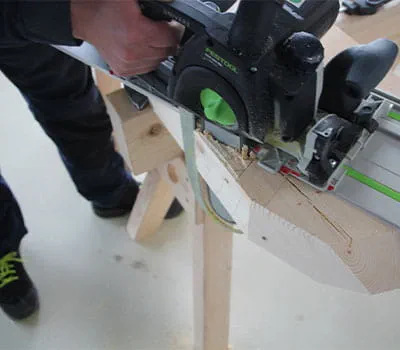 Creating a hip rafter bird's mouth notch