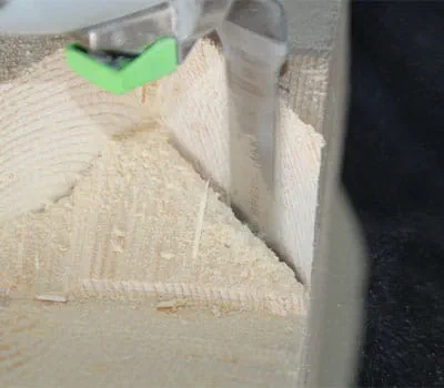 Creating a hip rafter bird's mouth notch