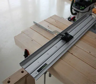 Placing the guide rail