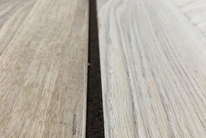 Parquet expansion joint